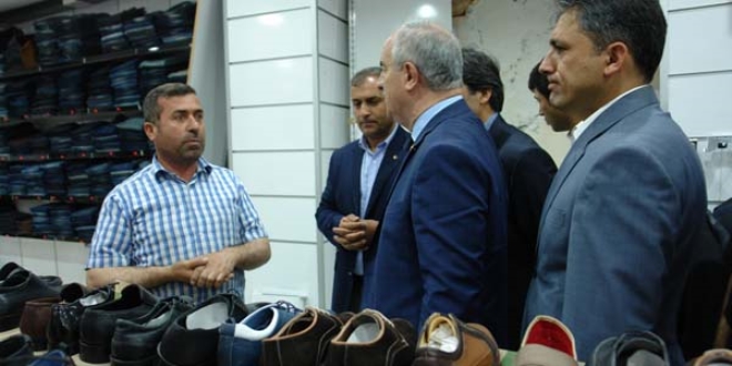 Aygün, Yüksekova'da terör mağdurlarını dinledi