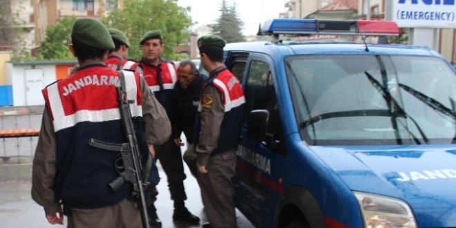 Suriye'ye geçmeye çalışan 2 PKK'lı yakalandı