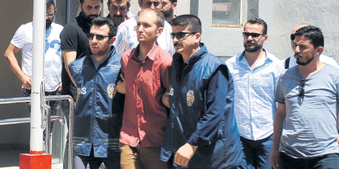 Atalay Filiz'den 'akıl oyunları'