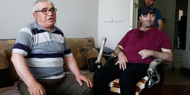 Emekli polis, evini 'fizik tedavi' merkezine çevirdi