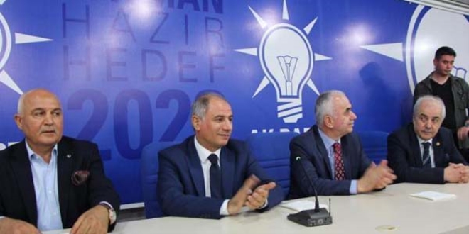 '6 yılda 5 seçim kaybetmiş, hala bize akıl veriyor'