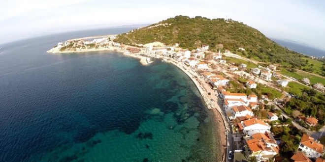 Karaburun sahil şeridi yenilendi
