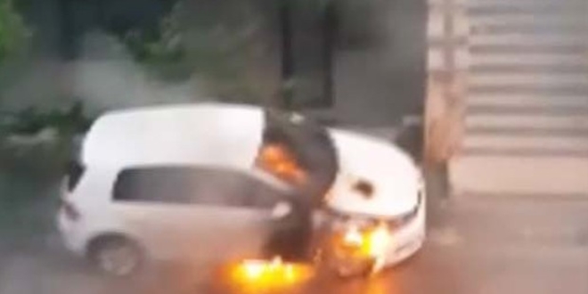 Mahalle sakinleri alevlere uyandı; patlama panik yarattı