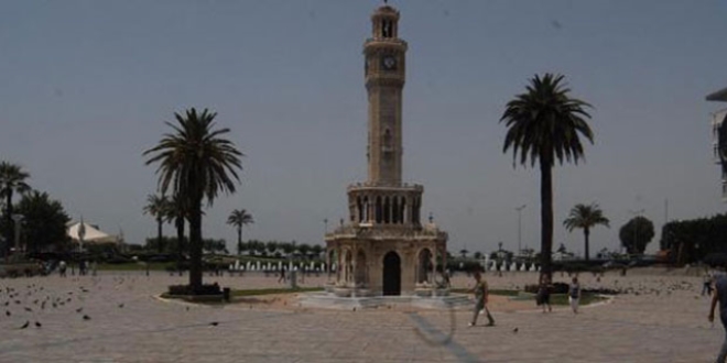 İzmir, rekor sıcaklırlarla yandı
