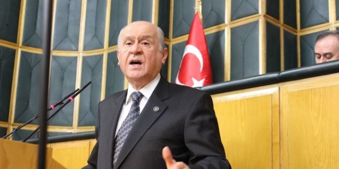 Bahçeli'den kurultay tepkisi: Kendileri çalıp kendileri oynadılar