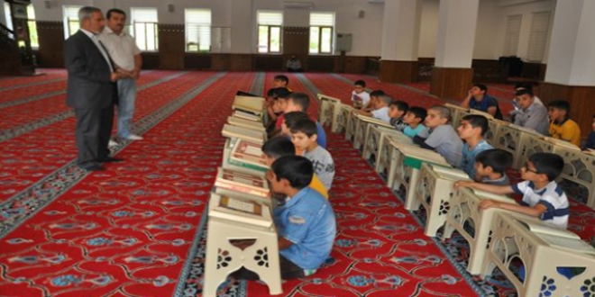 Yaz Kur'an kursları başladı