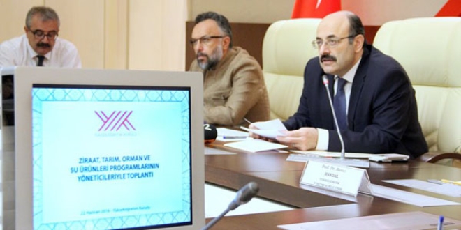 3 mühendisliği tercih edene burs verilecek