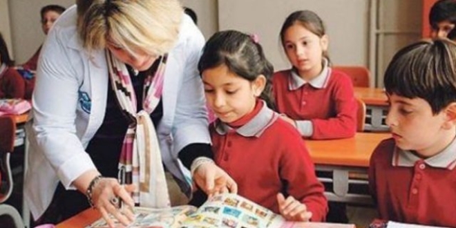 Stajyer öğretmenler girdikleri ders için ücret istedi