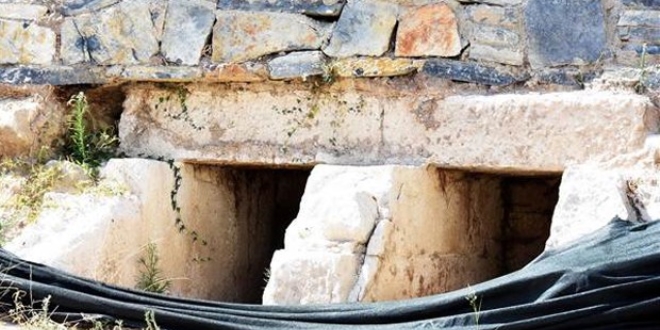 2 bin 100 yllk tarihi mezarlar kepeyle tahrip edildi