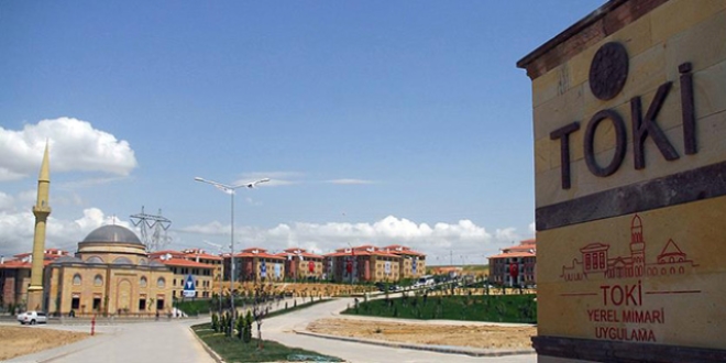 TOKİ Ürgüp'te 405 konutu hak sahiplerine teslim ediyor