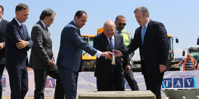 TAV, Tiflis Havalimanı yeni terminalinin temelini attı