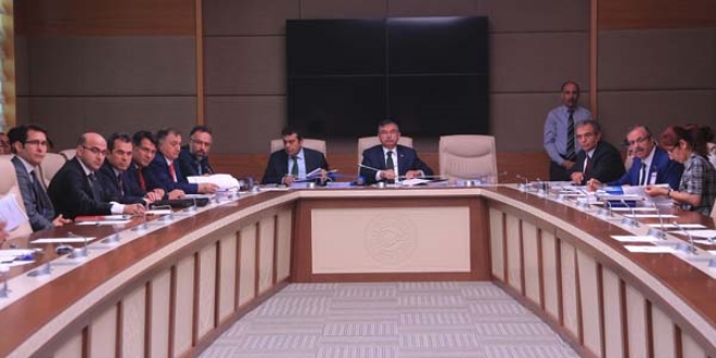 'Bin 240 müfettiş yeterlilik sınavına girmeden atandı'