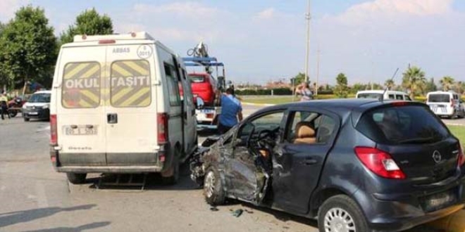 Belediye Başkanı eşi ve 2 çocuğu kazada yaralandı