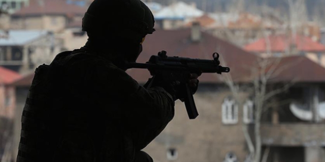 Kars'ta atma: 2 asker yaral
