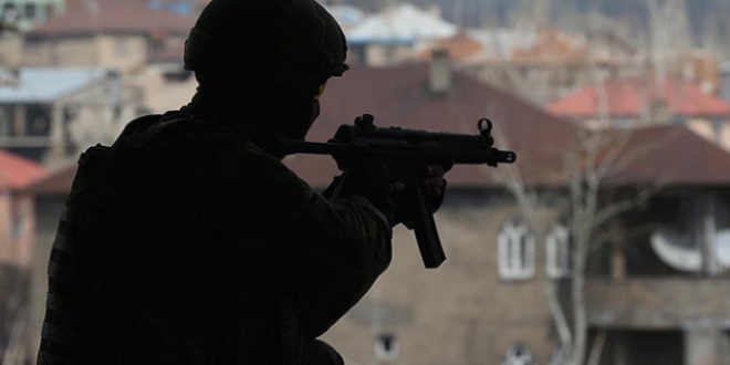 Kars'ta çatışma: 2 asker yaralı