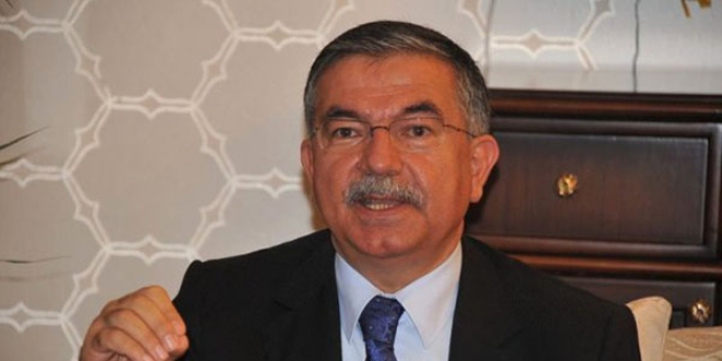 Bakan Yılmaz temaslarda bulunmak üzere Muş ilini ziyaret etti