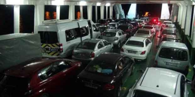 Çanakkale'de bayram yolculuğu çilesi gece başladı