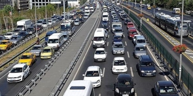 Başkentte bayram öncesi trafik yoğunluğu