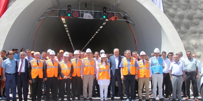 Malatya'daki Çebiş Tüneli trafiğe açıldı