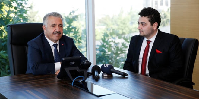 Bakan Arslan, CERN öğrencisi Mutluer'i kabul etti