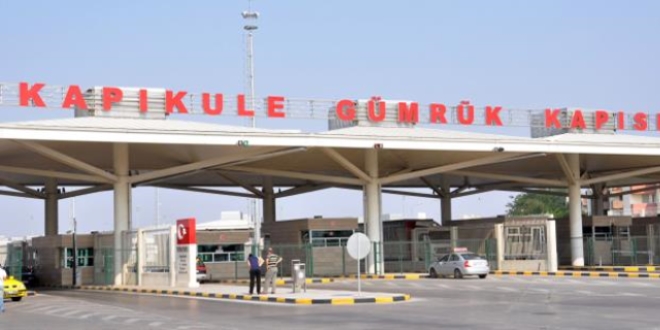 Yurt dışındaki Türklere Kapıkule'de baklavalı karşılama