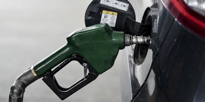 Akaryakıt bayileri en çok motorin sattı