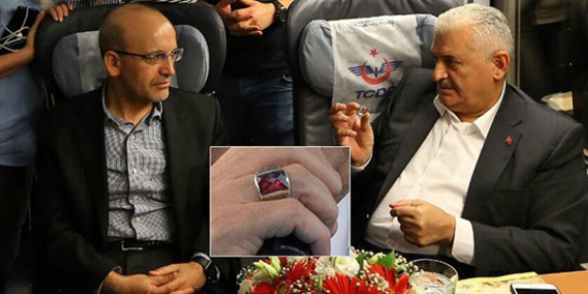 Başbakan Yıldırım'ın yüzüğünün sırrı ortaya çıktı