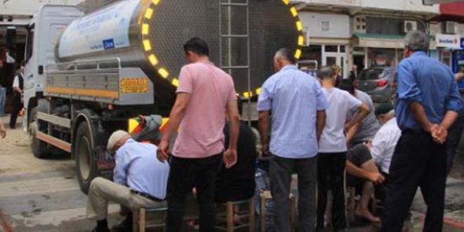 Sel felaketinin ardından içme suyu sıkıntısı