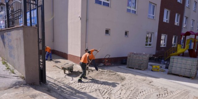Tatil başladı okullar şantiye yerine döndü