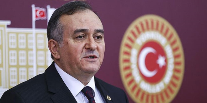 'Çifte vatandaşlık çifte kavrulmuş imtiyazlı statü vermek demektir'