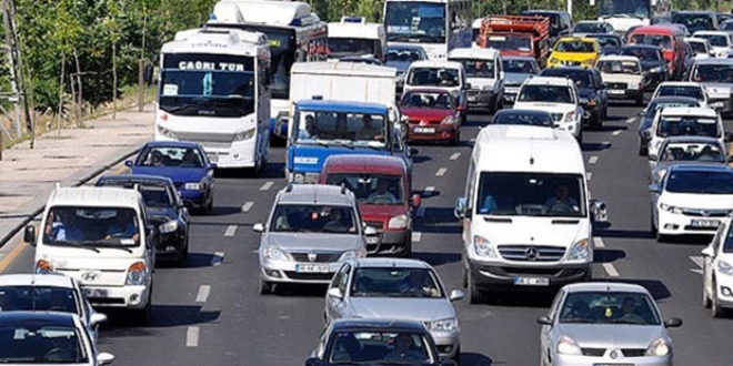 Trafiğe kayıtlı araç sayısı arttı