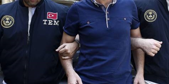 Terör örgütü PKK üyesi oldukları iddiasıyla 11 kişi gözaltına alındı