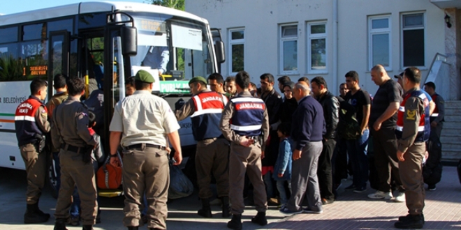 Çanakkale'de 21 kaçak yakalandı