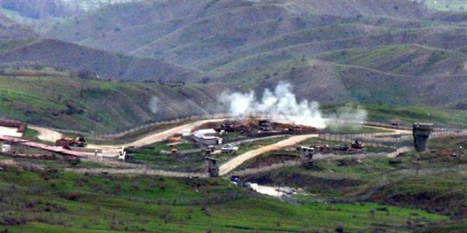 Derecik'te askeri üs bölgesine terörist'lerce saldırı düzenlendi