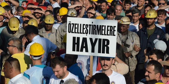 TTK çalışanları kurumun özelleştirilme iddiasını protesto etti