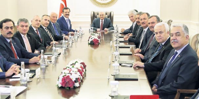 Mısır'a iş heyeti gidiyor