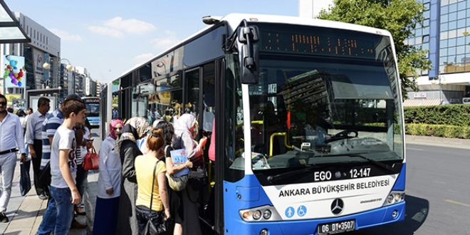 Ankara'da toplu taşıma bugün ve yarın ücretsiz olacak