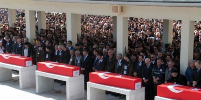 Erdoğan: Tüm kurumlardan bunları temizleyeceğiz