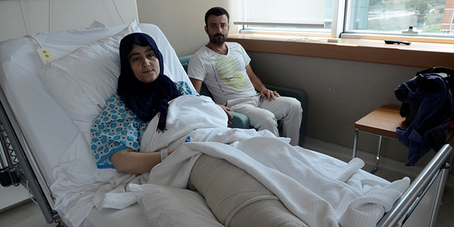 Komutan silahı yanağıma doğrultup havaya ateş açtı