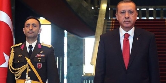 Cumhurbaşkanı'nın havacı yaveri Antalya'da yakalandı