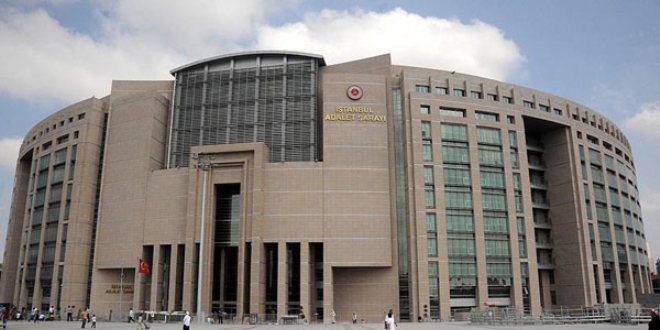 İstanbul'da darbe girişimine karışan 281 kişi tutuklandı