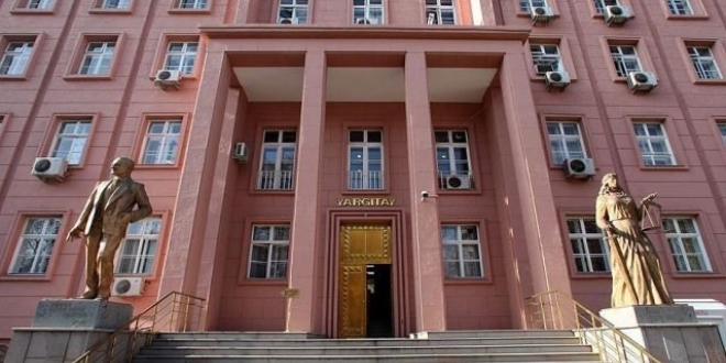 Üç Yargıtay üyesi, örgütsel dökümanları atıp kaçtı