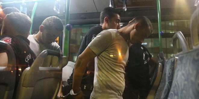 İstanbul'da gözaltına alınan 2 bin 556 kişiden 437'si tutuklandı