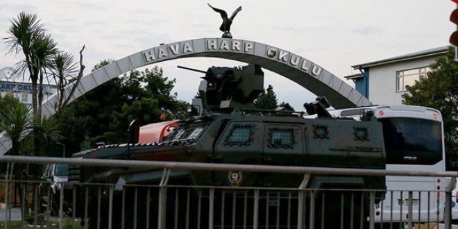 71 Hava Harp Okulu öğrencisi Bakırköy Adliyesi'nde