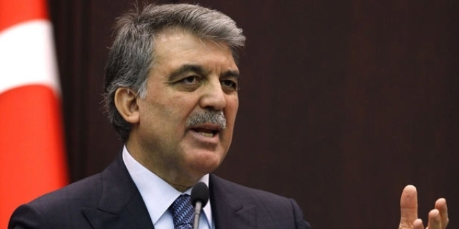 Abdullah Gül: Darbe teşebbüsünü FETÖ'cüler yaptı