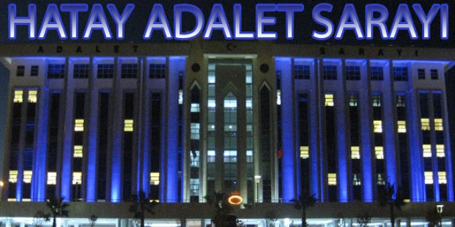 Hatay'da 10 asker ve bir emniyet müdürü tutuklandı
