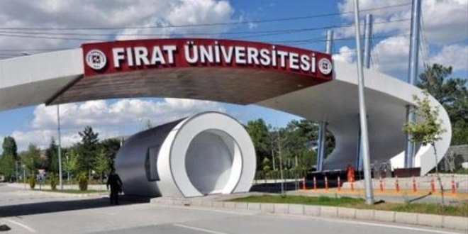 FÜ'de 17 öğretim elemanı ve 2 personel açığa alındı