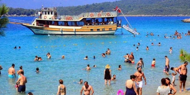 Memur, paket tur'da, parasının tümünü geri alamayacak