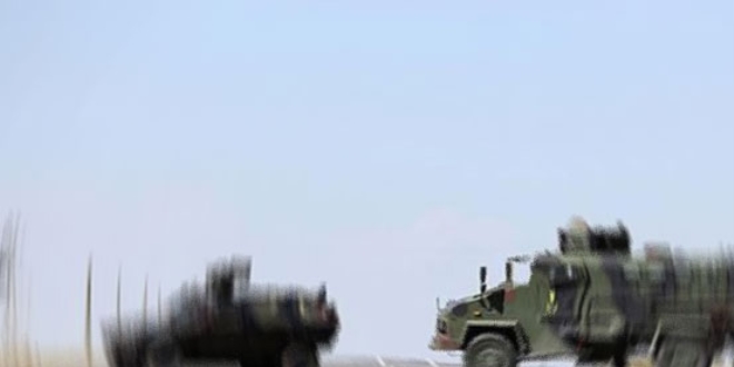 PKK'l terristlerin bomba ykl kamyoneti imha edildi