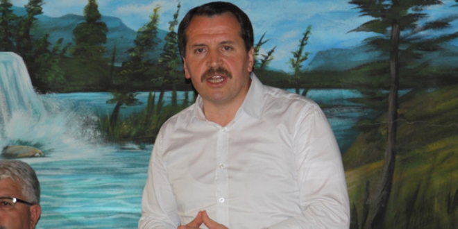 Yalçın: Ayarı bozuklara en büyük ayarı millet vermiştir